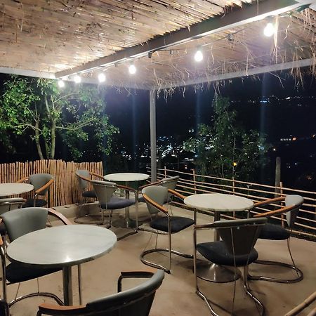 Guest House Pashollari 베라트 외부 사진