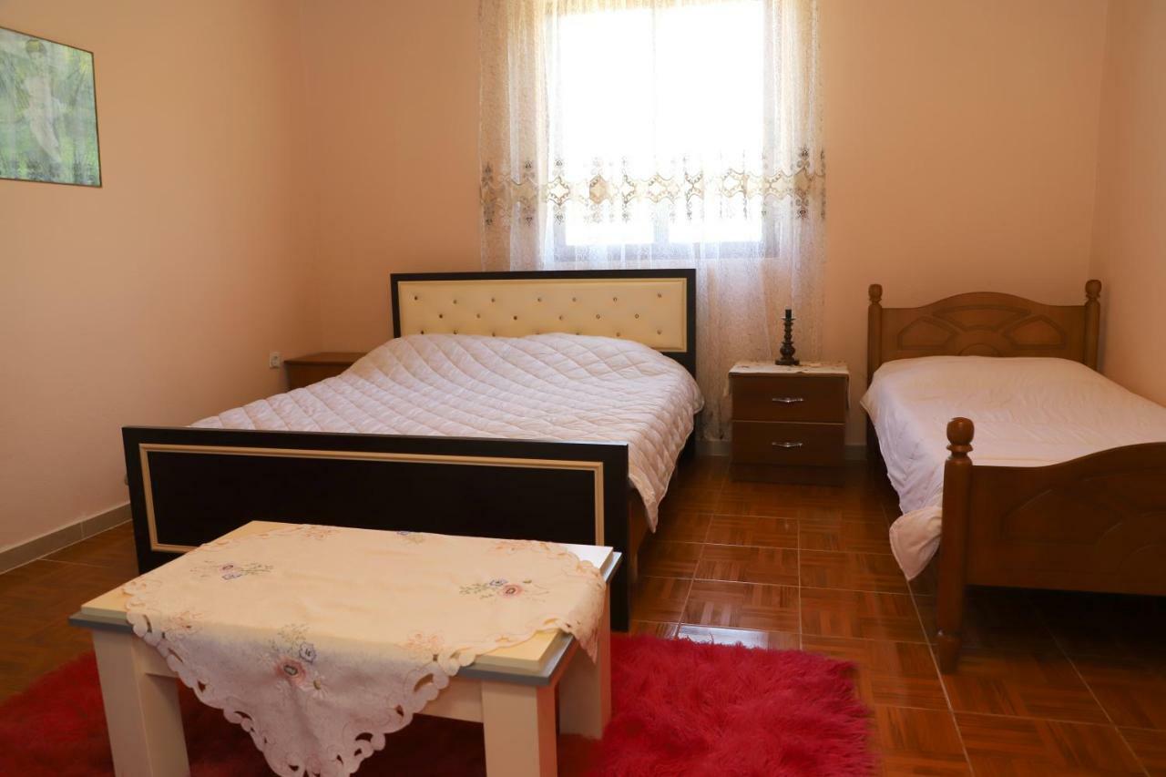 Guest House Pashollari 베라트 객실 사진